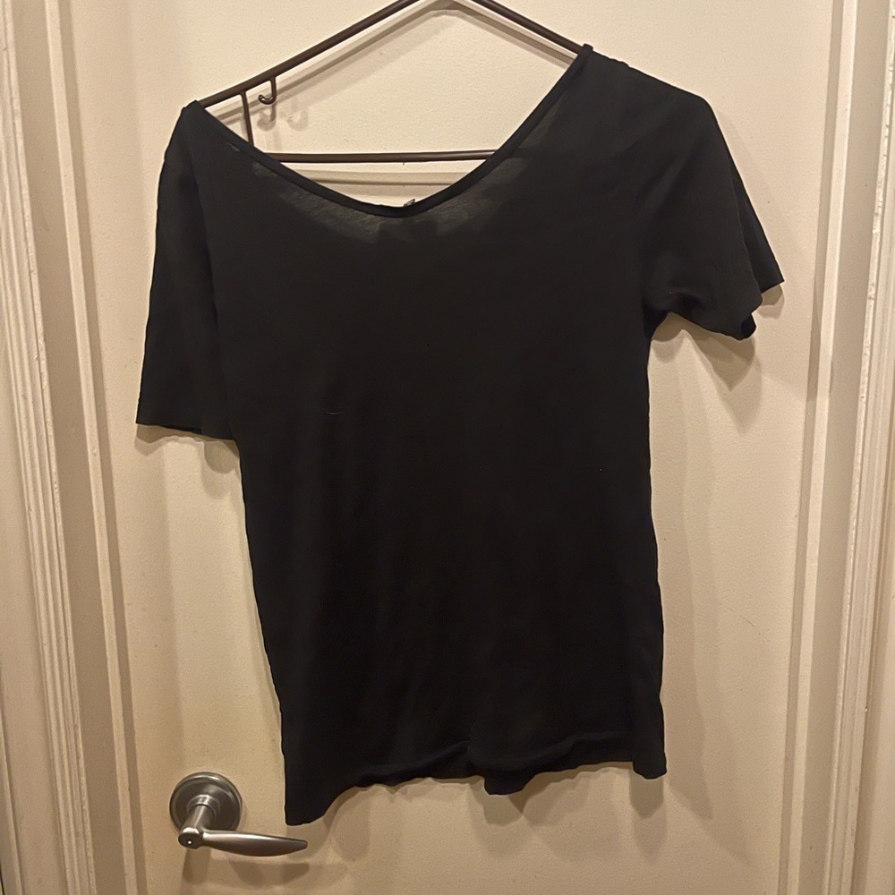 Babaton basic black tee - Picture 2 of 2